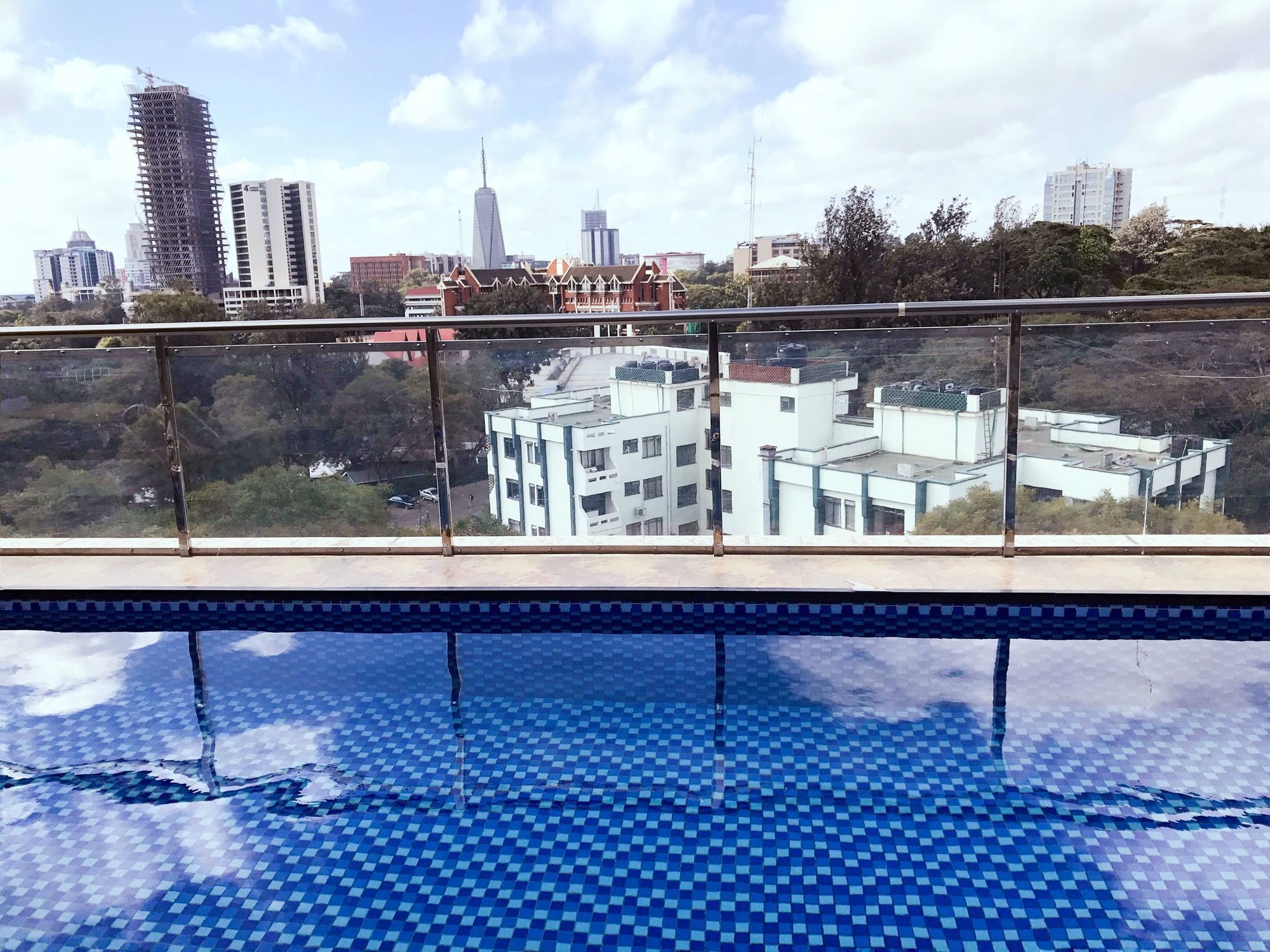 Hotel Swiss International Lenana Mount