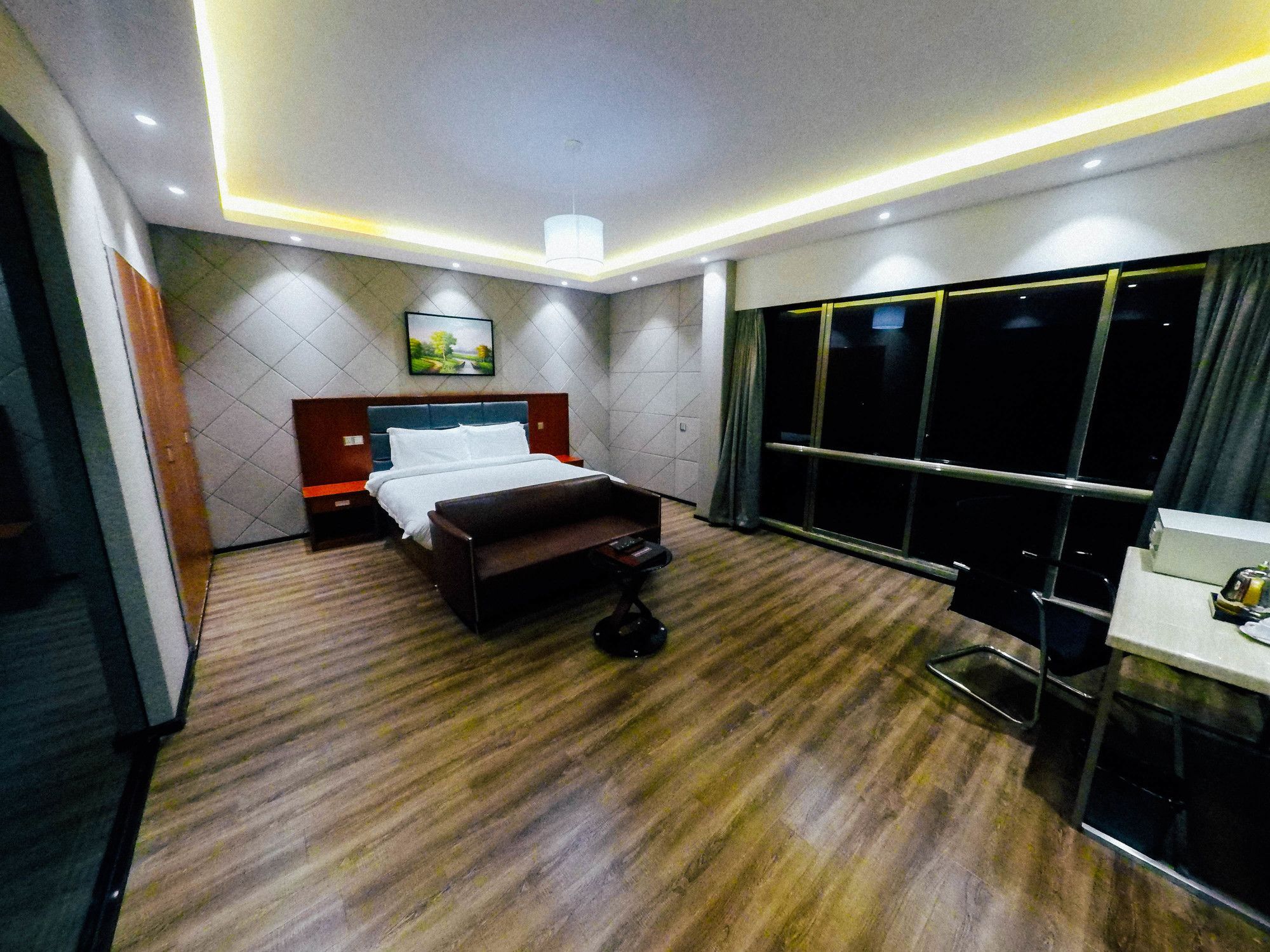Swiss International Lenana Mount Hotel