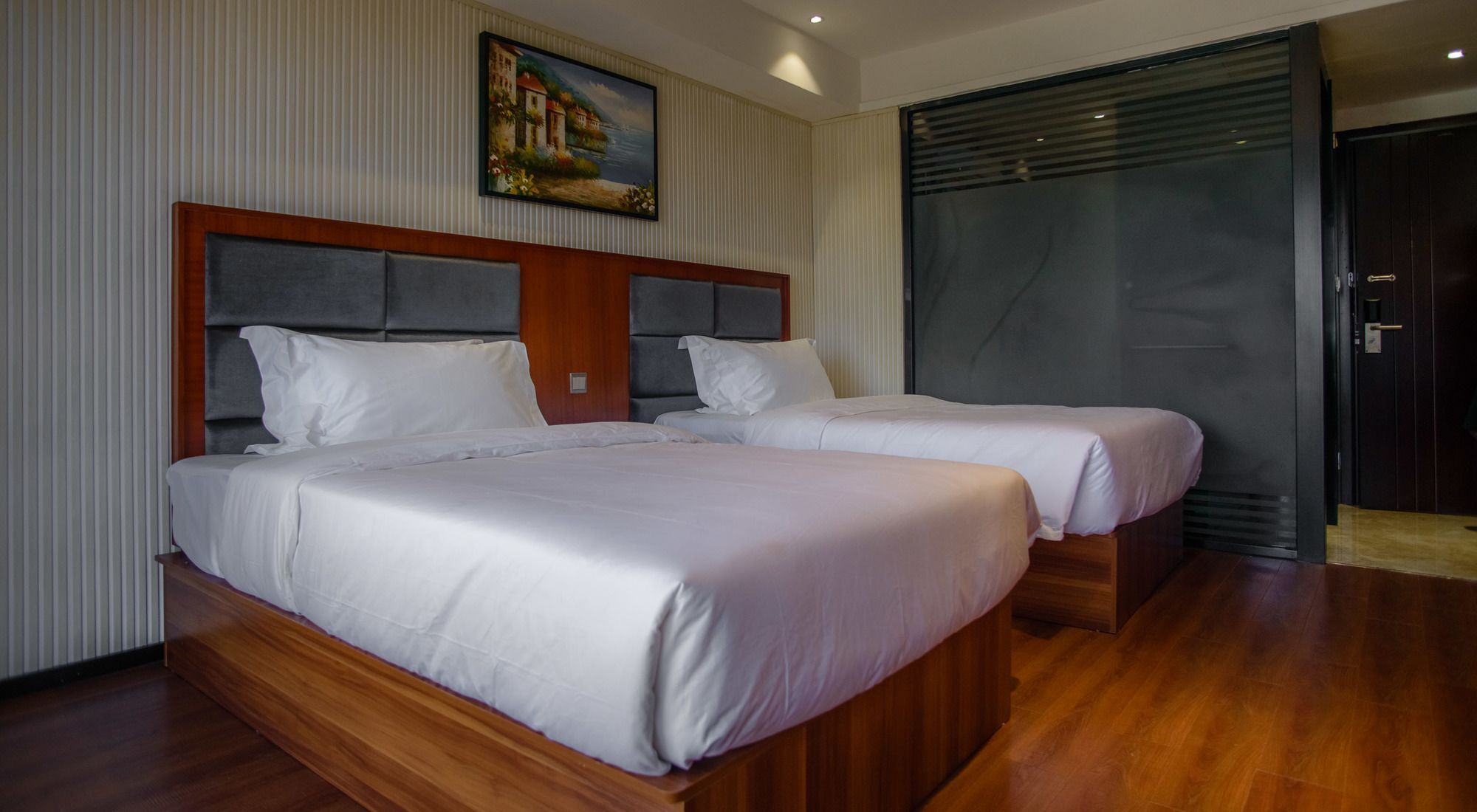 Swiss International Lenana Mount Hotel