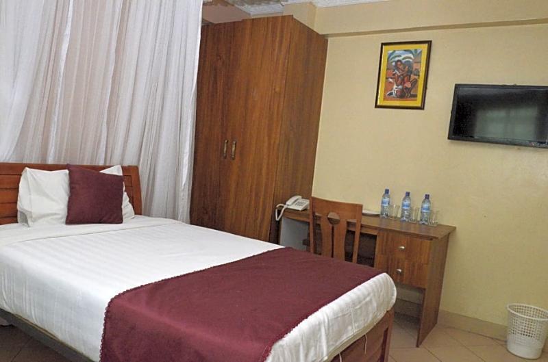 Hotel Decasa 3*