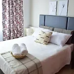 Safari Homestay Airport Apartment
