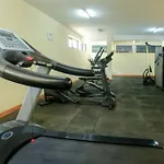 Safari Homestay Airport Apartment