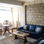 Kates Apartments