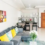 Silverstone Apartments -Modern Living 1 Bedroom Near Yaya - Gym&Pool