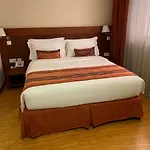 Waridi Paradise Hotel And Suites