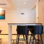 Stay.Plus Dennis Garden Apartment