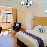 Hays Suites Hotel