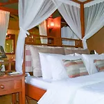 Orbitir Burrow Luxury Tent