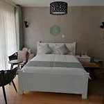 Soho Studio Apartment