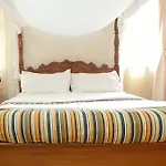 Upperhill Blueberry Hotel