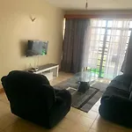 Komarock Heights Cozy Private Apartment