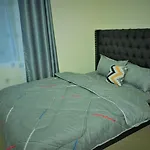 One Bedroom Apt At Epic Brownstone Kitisuru
