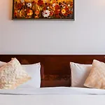 Brickwood Apartments