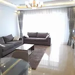 Pride Luxurious - Free Transport From Airport For Pre Payment Bookings