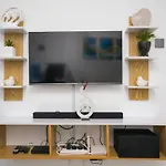 Lovely 1 Bedroom Apartment