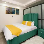 Lovely 1 Bedroom Apartment