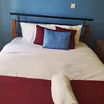 Mamu\'S Residence Near Jkia