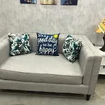 Cozy Little Nook With City Views In Kilimani