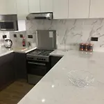 Jw Apartments