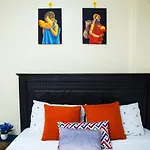 Meridian Court Apartment