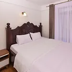 Marcus Gardens Apartment
