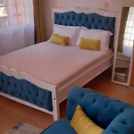 Spacious Studio In Roysambu