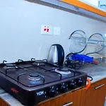 Lameg2 Furnished Studio With Pool - Kiambu Rd