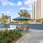 Lux Suites Sandalwood Business Apartments