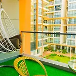 Lux Suites Oasis Of Peace Apartments