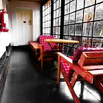 Parklands Shade Hotel
