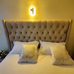 N&N Luxury Suites Studio