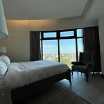 City View Apartment Nestled In The Heart Of Nbo