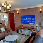 Airport Luxury Private Rooms