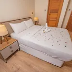 Lux Suites 37 On Kikambala Apartments