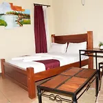 Lux Suites Kipande Studio Apartments
