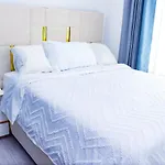 Lux Suites Staroot Apartments Kilimani