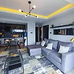 Star Root Apartment
