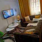 Lux Suites Red Plate Studio Apartments
