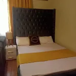 Lux Suites Red Plate Studio Apartments