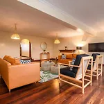 Riverside Park Tropical Oasis By Yourhost,4 Bed,Nairobi