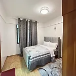 Skyhorse Apartment