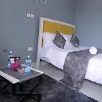 Royalsuites-Utawala
