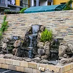 Silver Habor Apartments