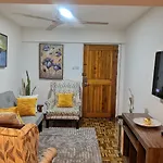 Lux Suites Lantana Executive Apartments