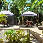 Zaradise Suites Hotel