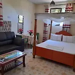 Zaradise Suites Hotel