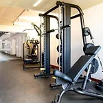 Luxury Modern 3Bdr W/Pool & Gym Ph_A205