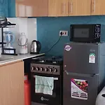 Cutie Homestays-1 Bedroom