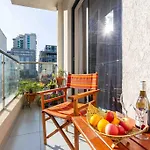 Sunny Modern Apartment Cinnamon Residence