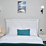 Sky 2Bedroom Apartments